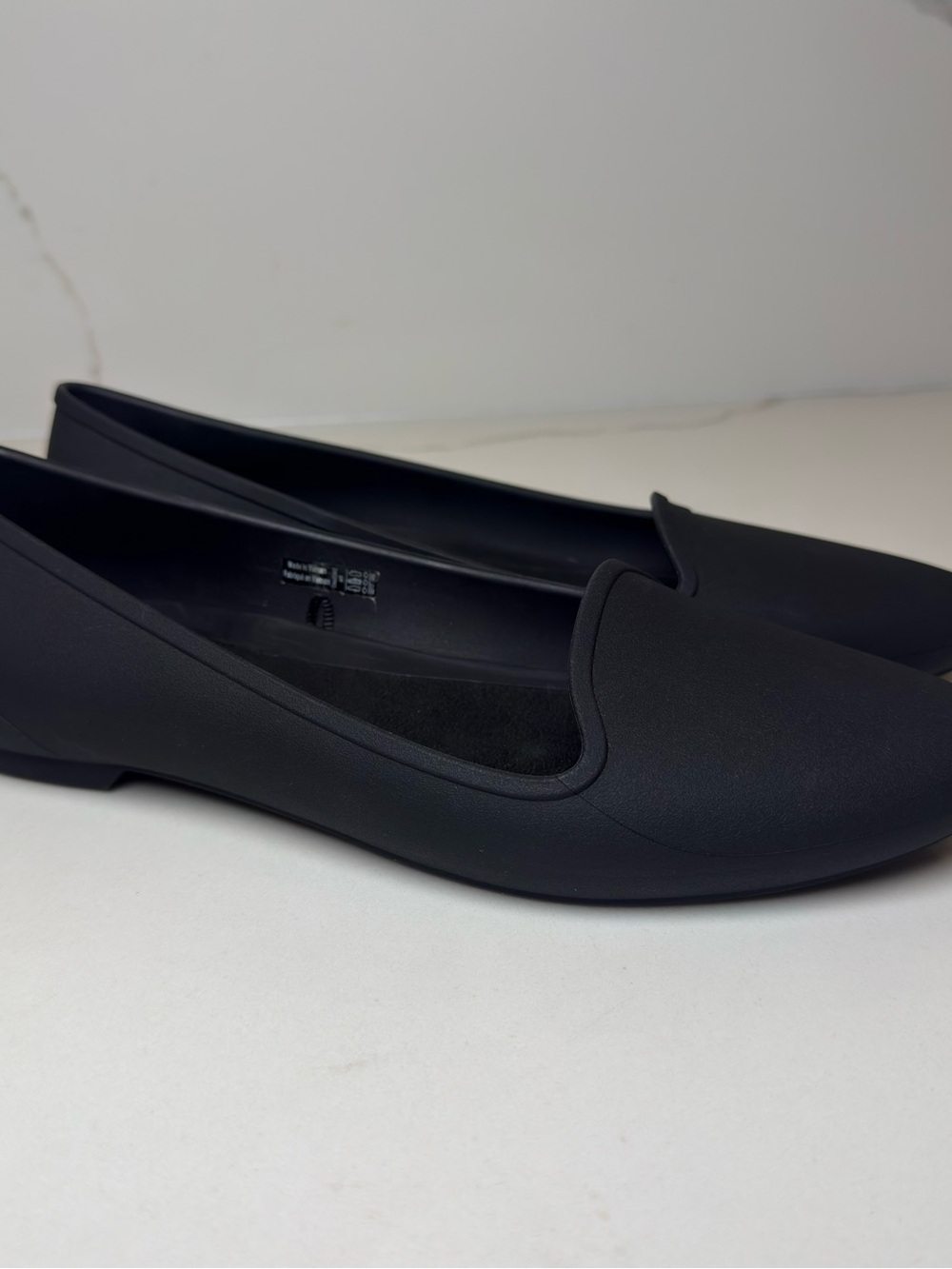 Crocs Iconic Comfort Womens Eve Ballet Flat Shoes Black 9 Pointed Toe